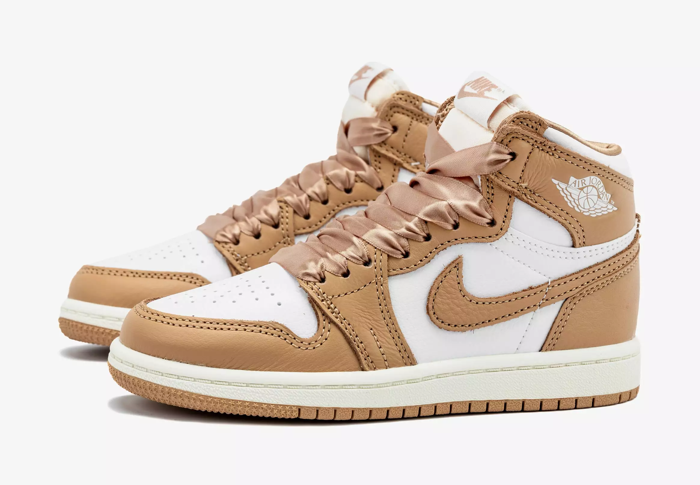 Air Jordan 1 Retro High OG Praline Preschool Lifestyle Shoes (Praline/White/Sail) Free Shipping