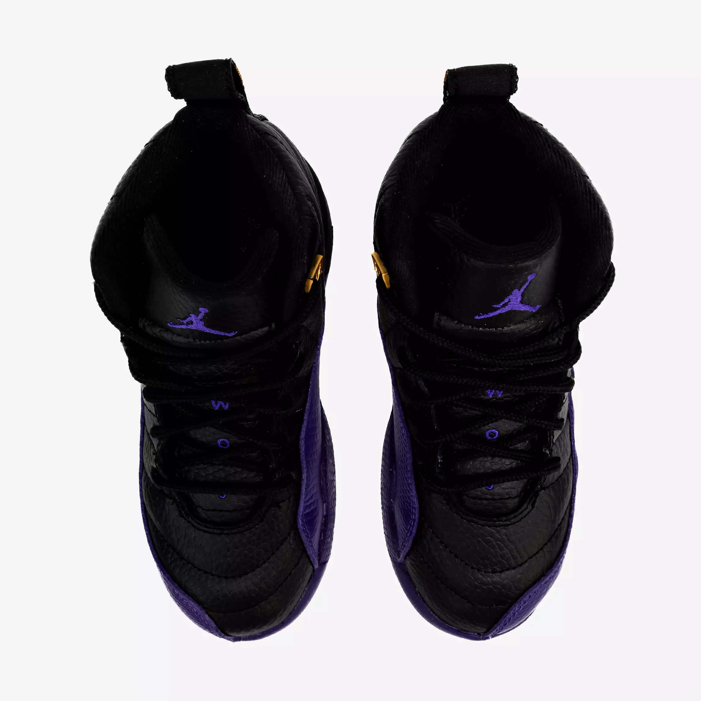 Air Jordan 12 Retro Field Purple Preschool Lifestyle Shoes (Black/Purple)