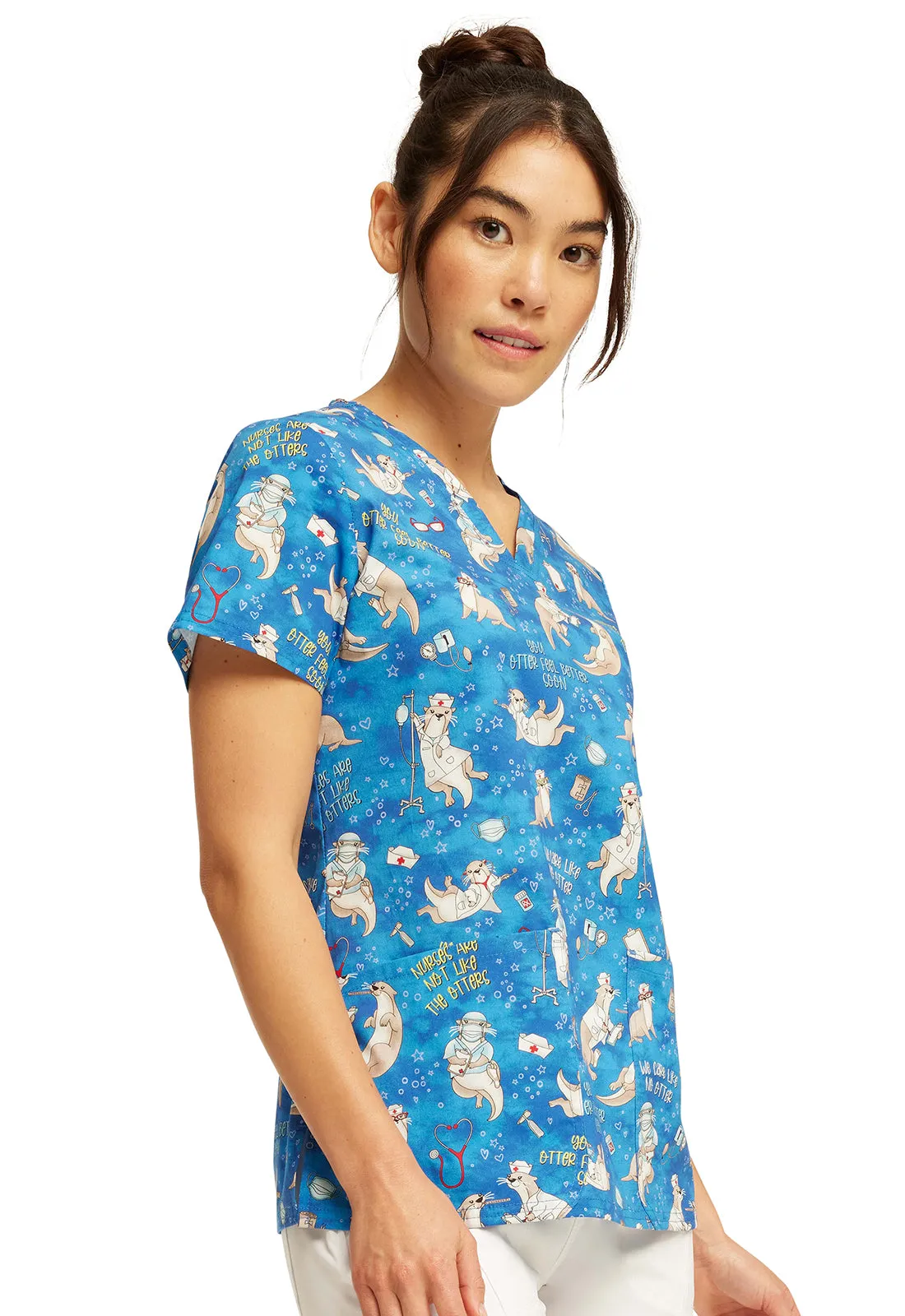 Cherokee V-Neck Print Top in Care Like No Otter