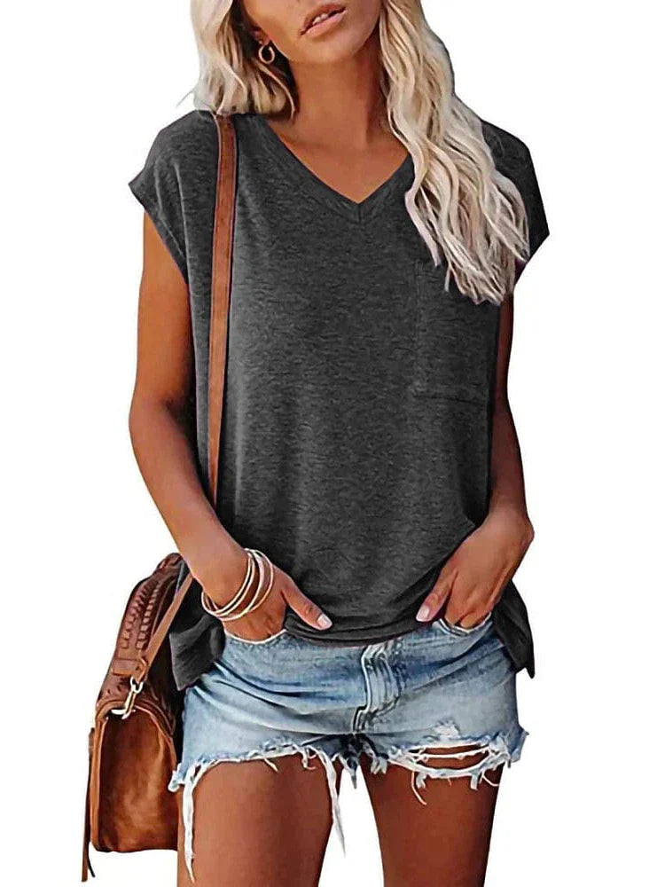 Cozy and Stylish Women's V-Neck Winter Tee: Perfect for Cold-Weather Comfort