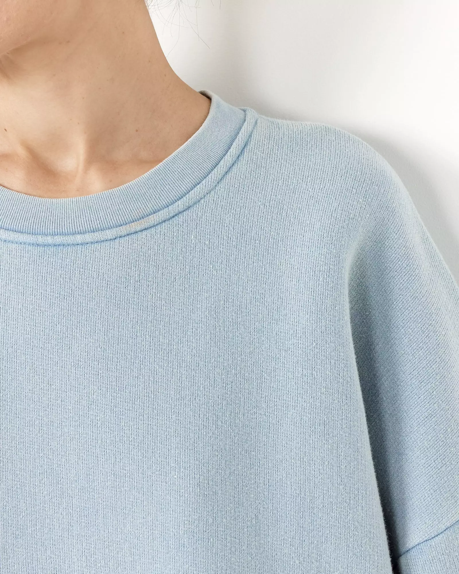 Crewneck Sweater in Old Blue