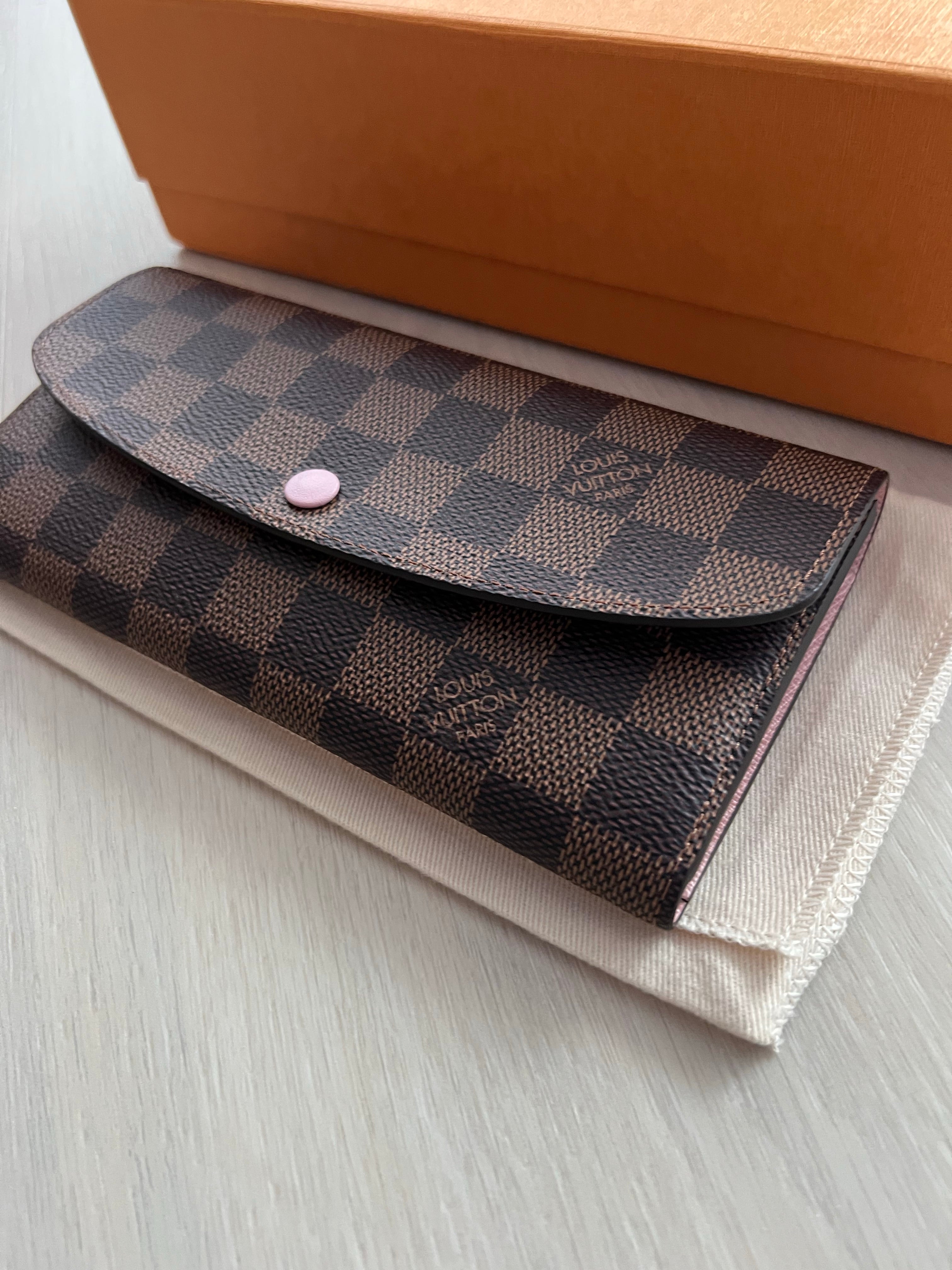 Louis Vuitton Emilie Wallet