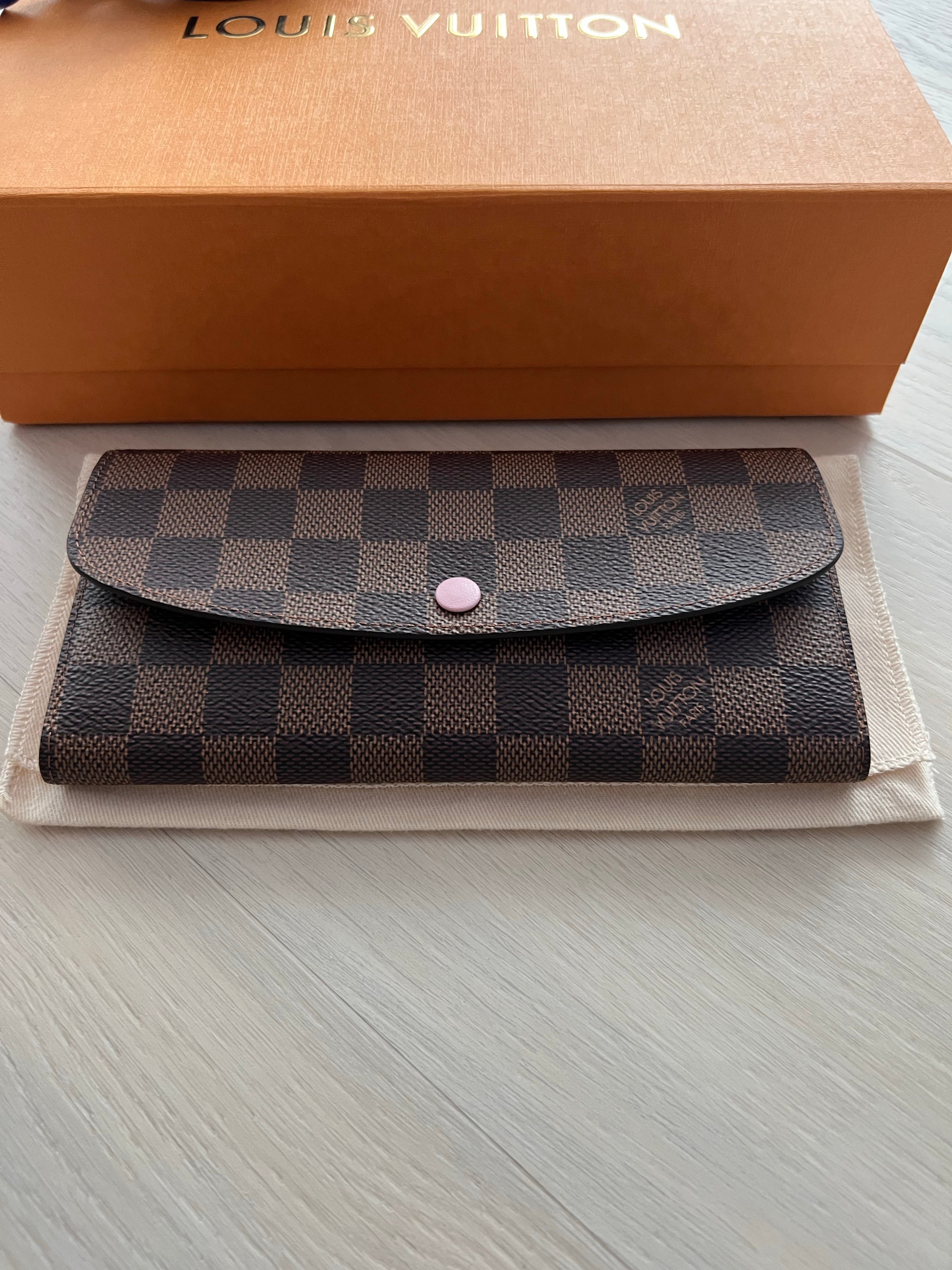 Louis Vuitton Emilie Wallet