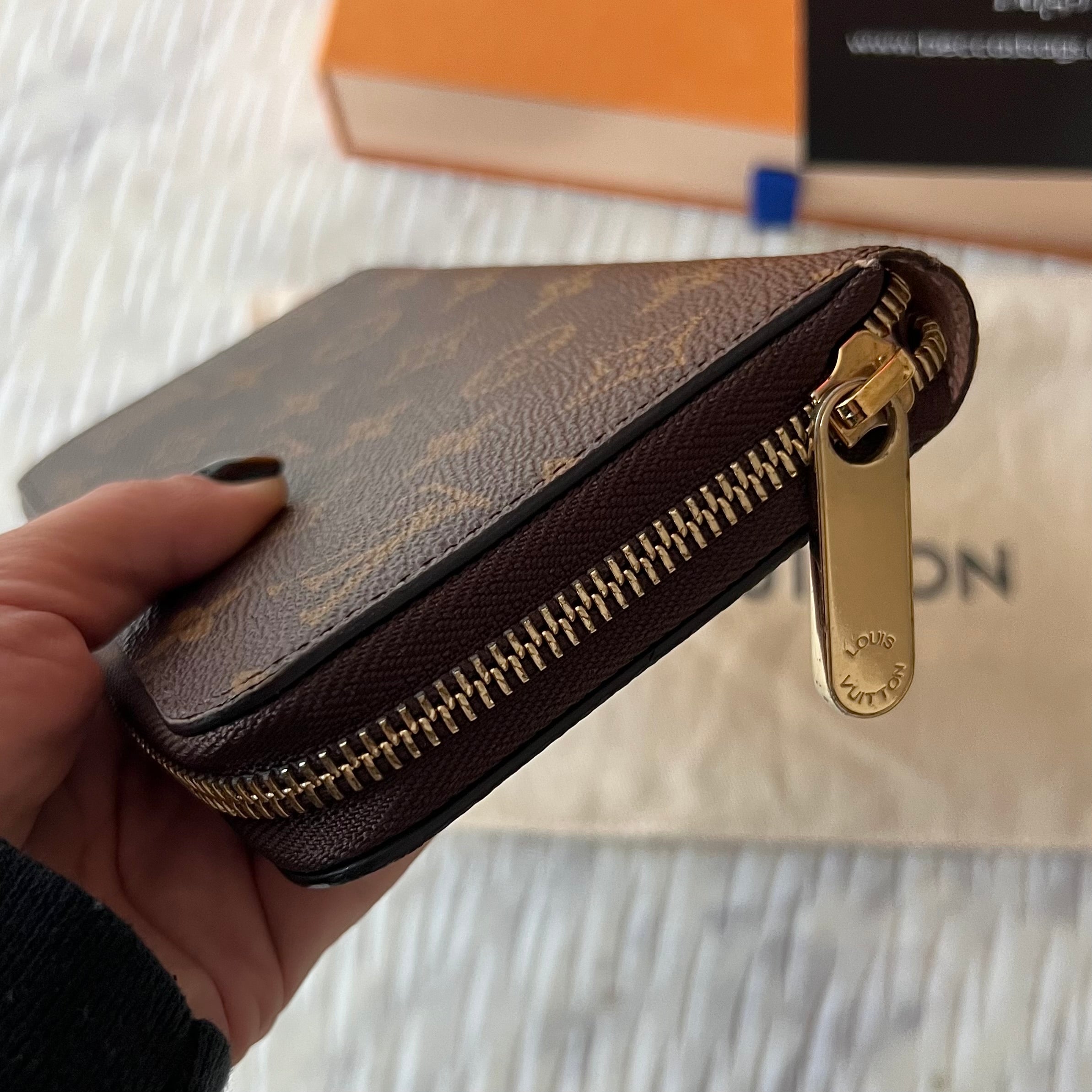 Louis Vuitton Zippy Wallet