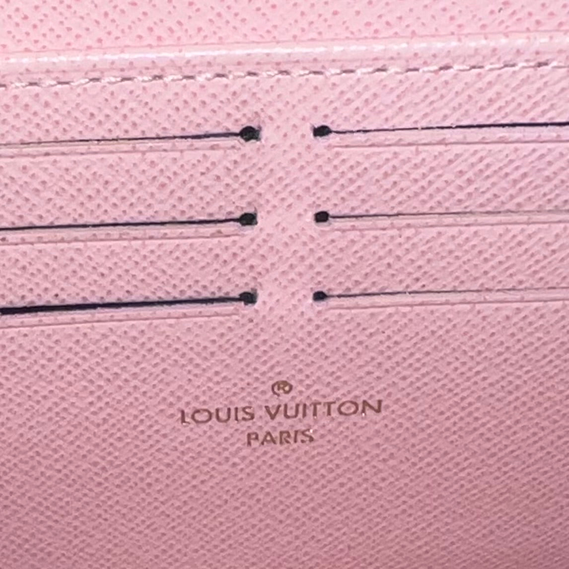 Louis Vuitton Zippy Wallet