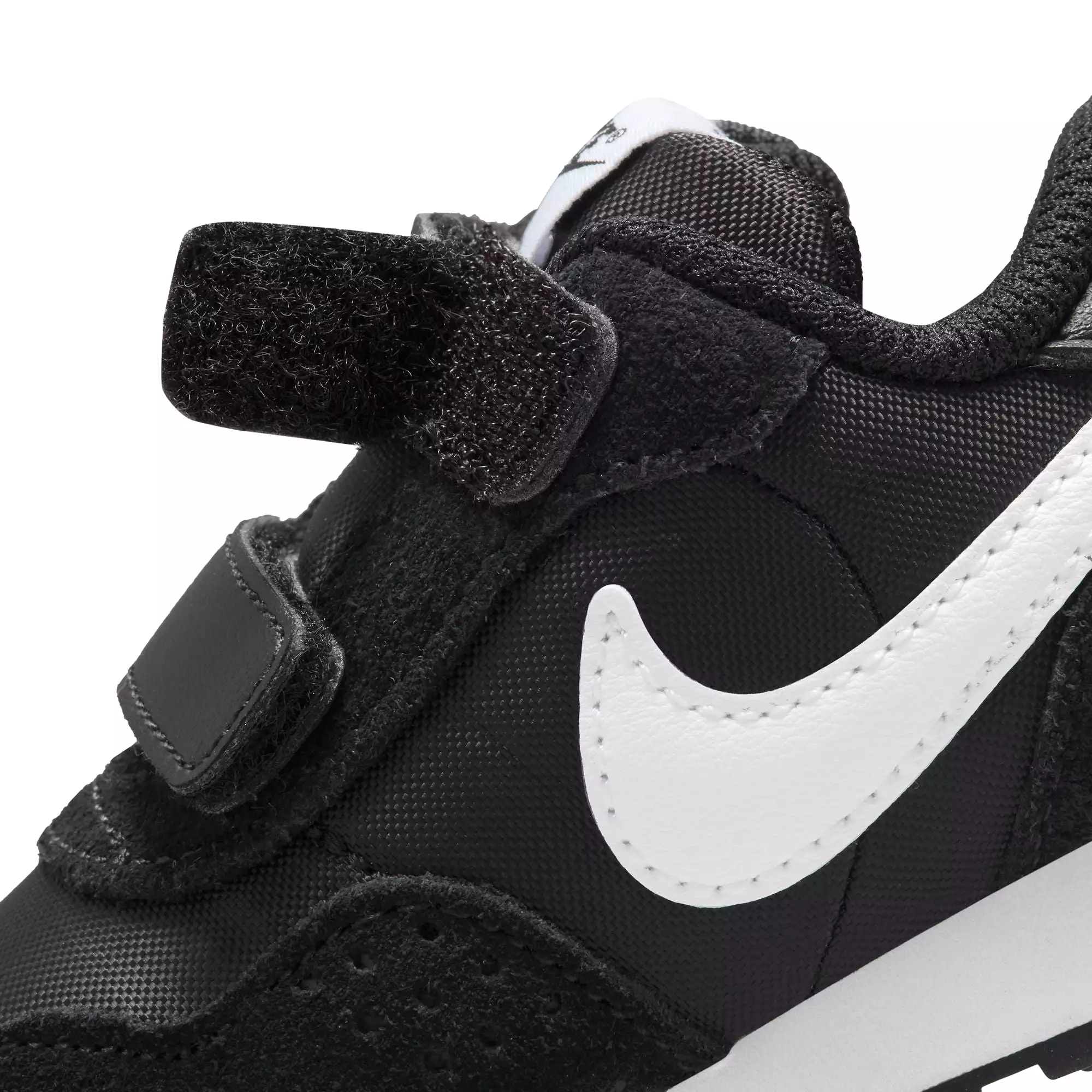 Nike Black/White MD Valiant Toddler Sneaker