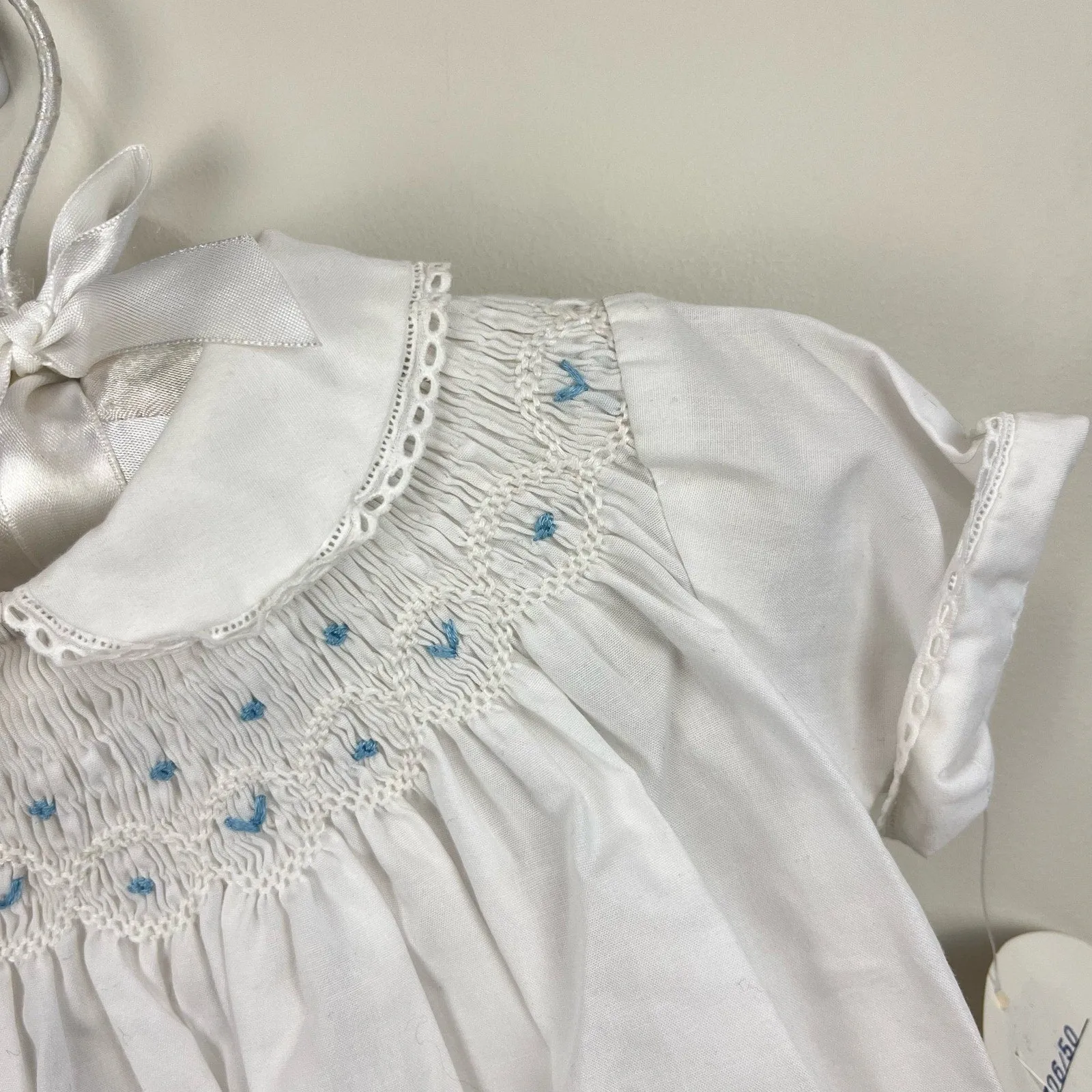 Sarah Louise England Hand Smocked White Bubble Newborn NWT