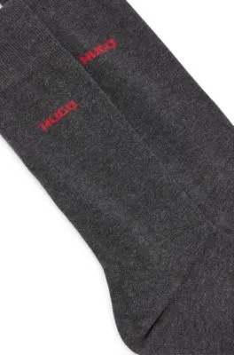 Two-pack of regular-length socks in stretch fabric